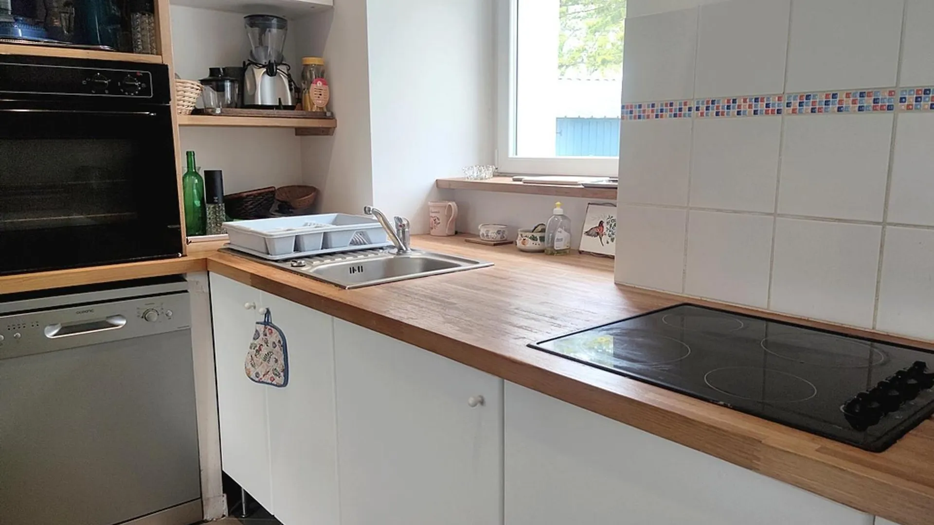 Holiday home Maison Calme Avec Jardin Pres Plage, 6 Pers, A Le Tour-Du-Parc - Fr-1-639-117